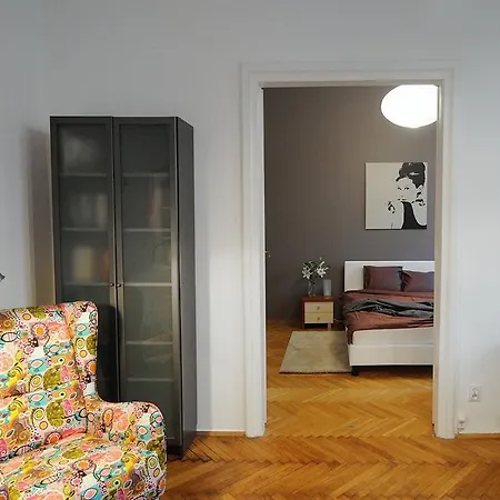 Apartman Sebastian Bis *