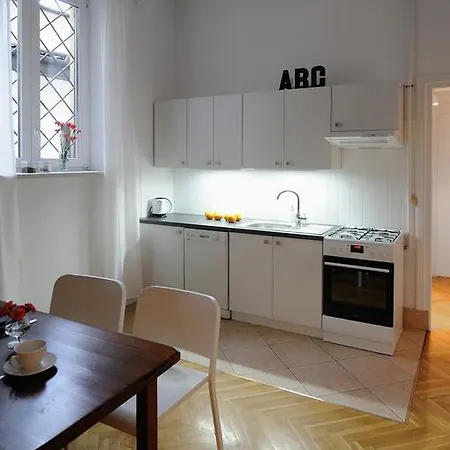 Sebastian Bis Appartement *