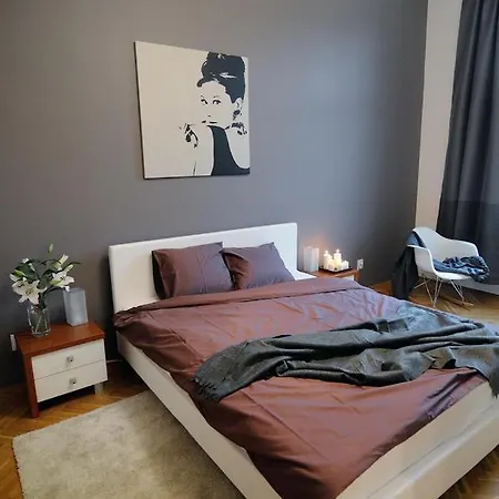 Sebastian Bis Appartement *